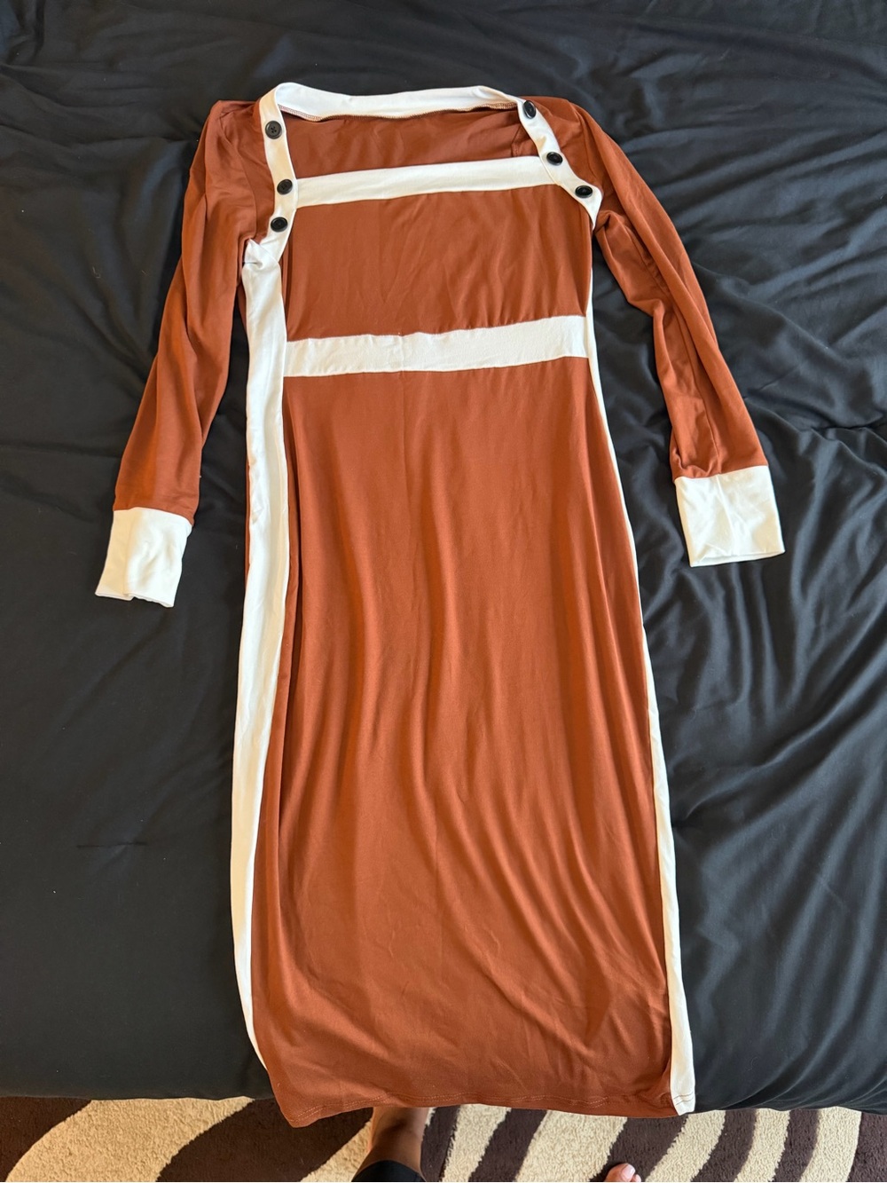 Rust & White Long Sleeve Contrast Midi Dress